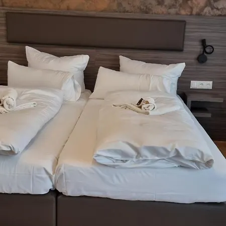 & Lounge Adult Only Hotel *