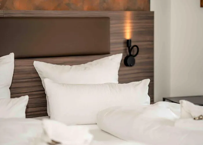 Hotel & Lounge Adult Only *