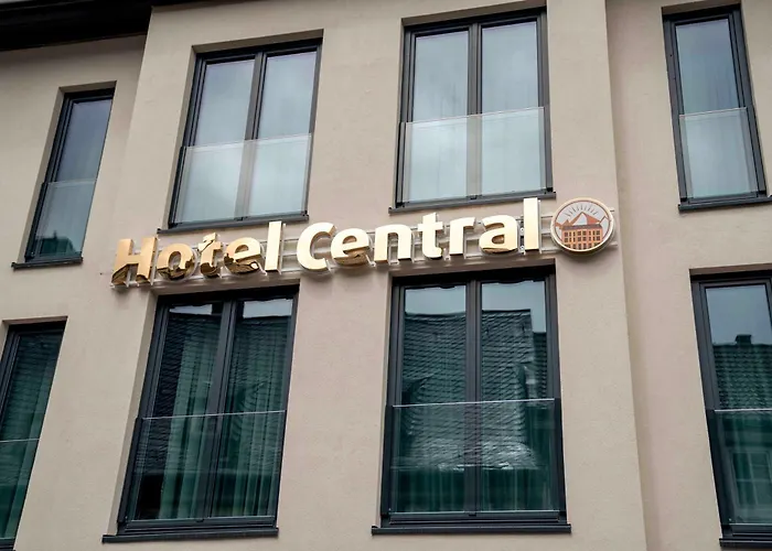 & Lounge Adult Only * 戈斯拉尔