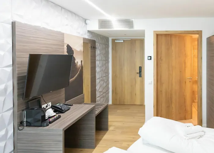 & Lounge Adult Only Hotel