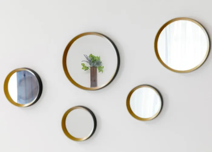 & Lounge Adult Only *